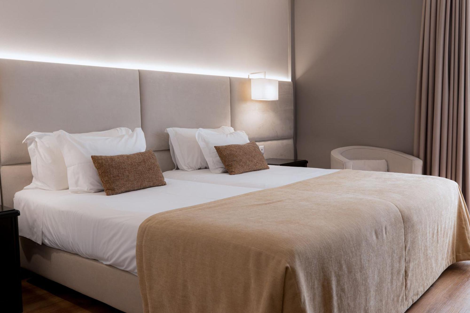 Standard Twin Room,1766122305:JPEG
